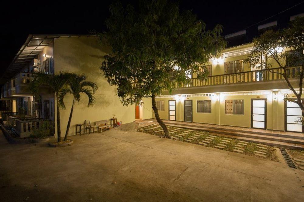 Sakal Guesthouse Restaurant & Bar Sihanoukville Exterior foto
