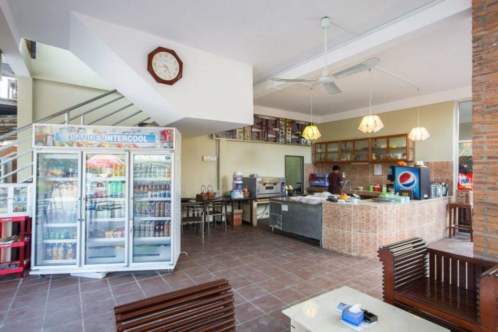 Sakal Guesthouse Restaurant & Bar Sihanoukville Exterior foto