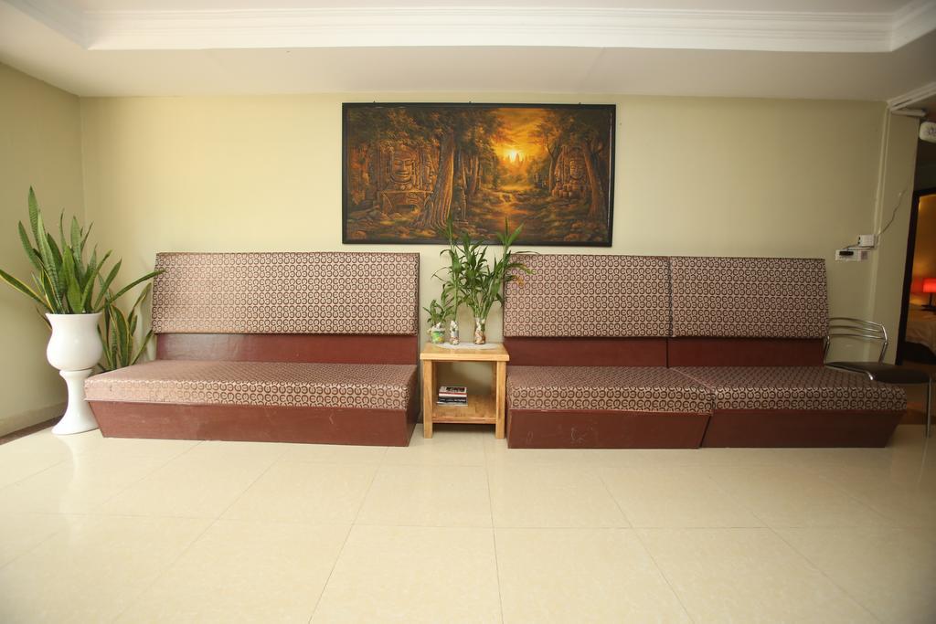 Sakal Guesthouse Restaurant & Bar Sihanoukville Exterior foto